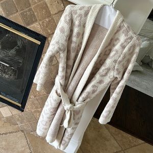 Barefoot dreams cozy chic robe